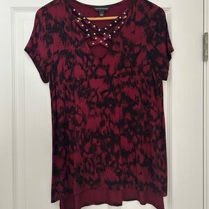 Women’s size Medium Rock and Republic tunic tee